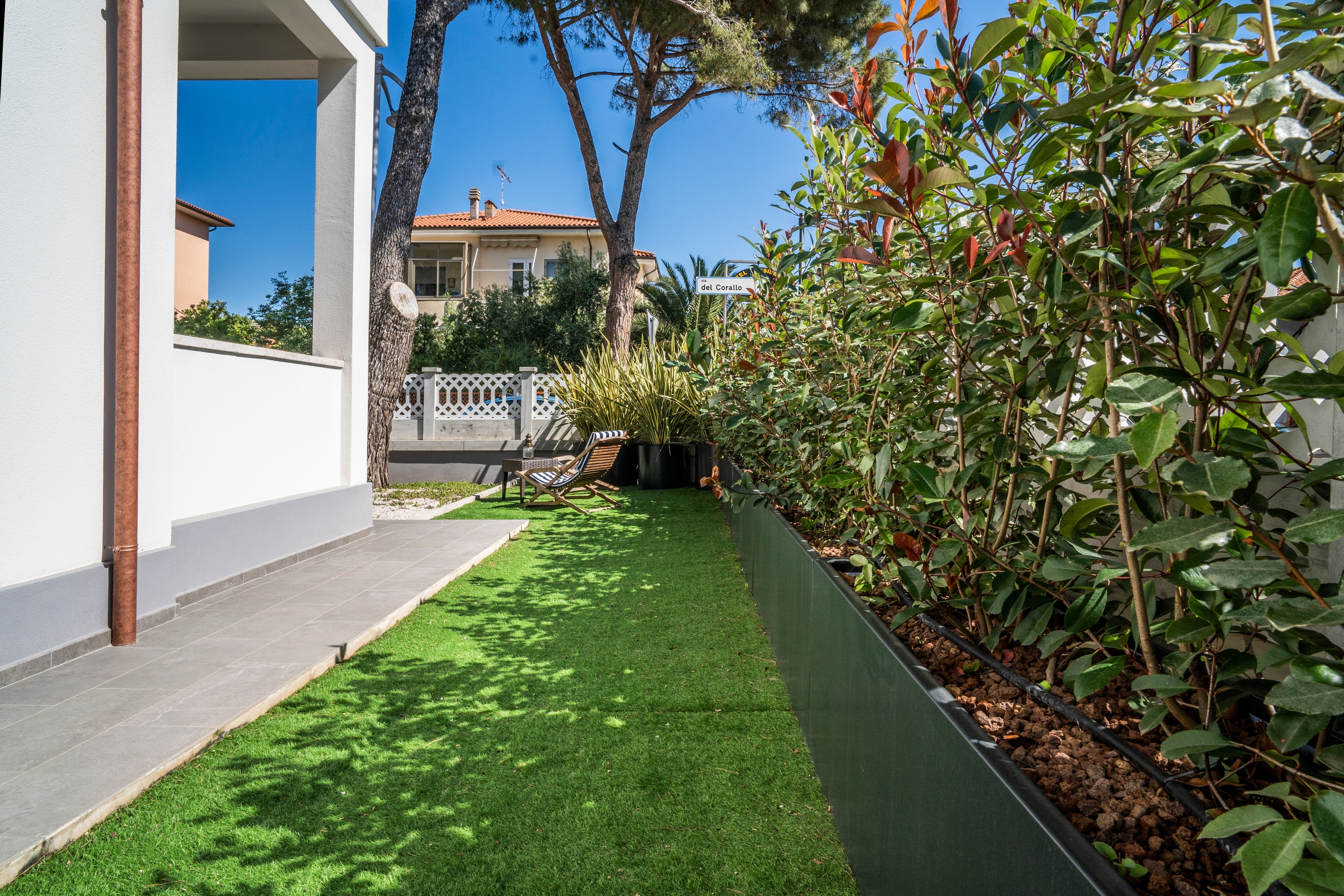 Esterni giardino Villa Ari San Vincenzo