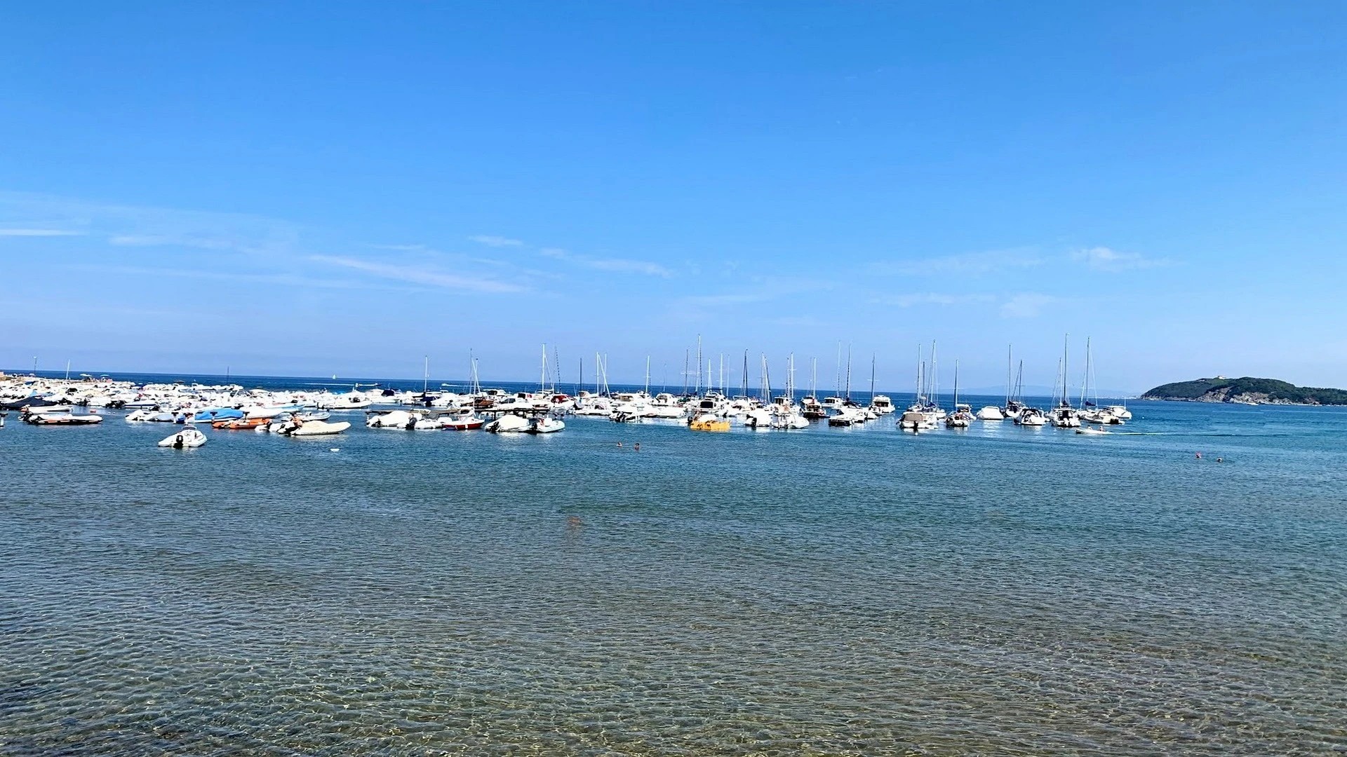 Panorama porticciolo Golfo di Baratti