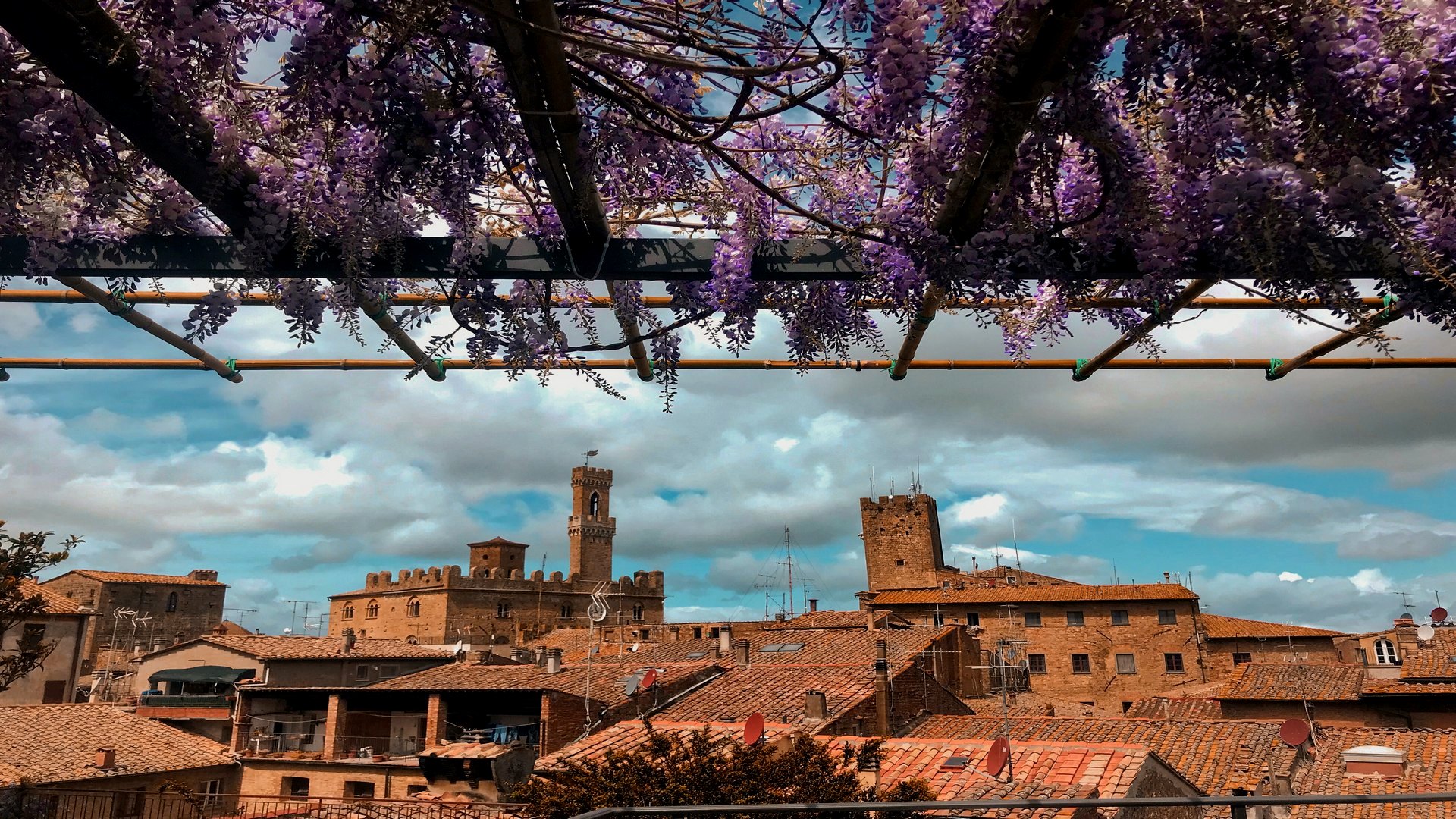 Tour alla bellissima|Città Medievale Volterra
