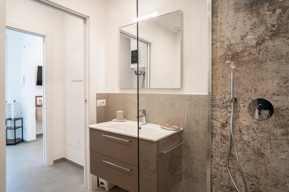 Bathroom apartment Iris Villa Ari San Vincenzo