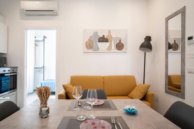Küche und Wohnzimmer Wohnung Elicriso Villa Ari
