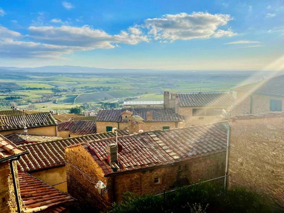 Casale Marittimo vista panorama dal centro paese